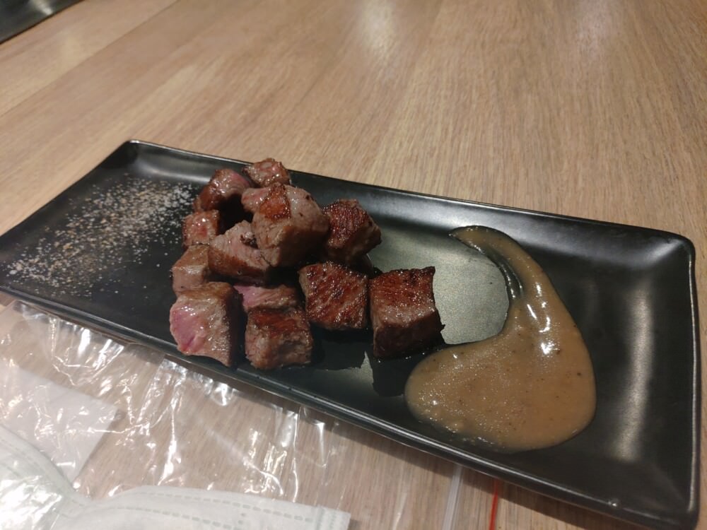 平價鐵板燒的好味道-大推櫻桃鴨腿-hot 7 新鉄板料理-捷運景美店 - 第8張圖 松露原塊牛排 $299