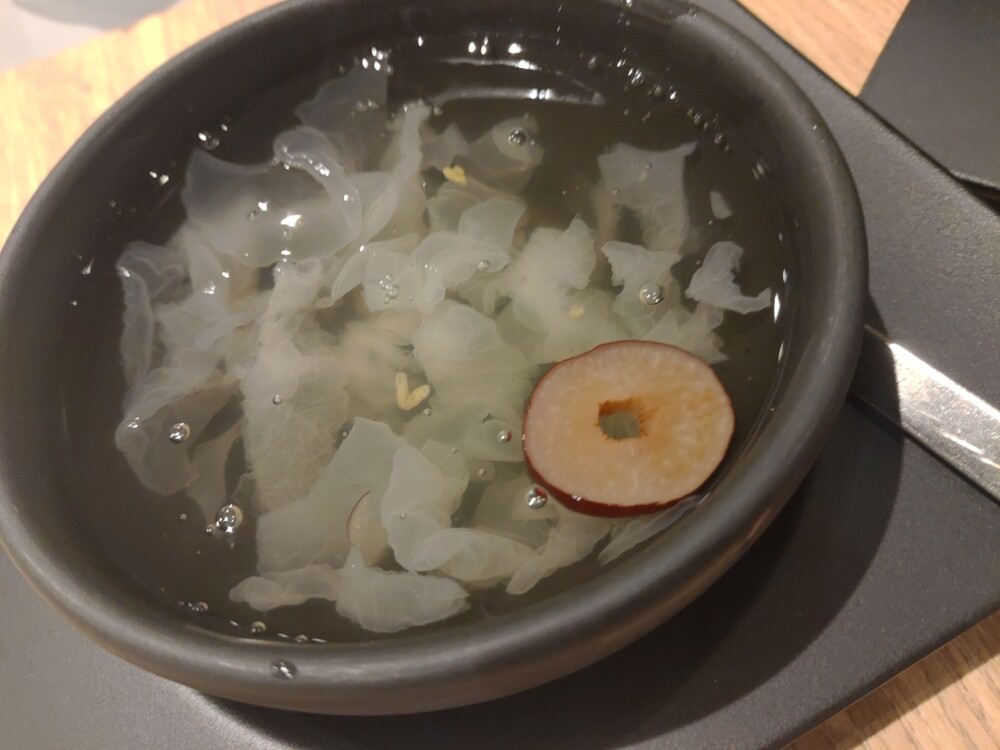 平價鐵板燒的好味道-大推櫻桃鴨腿-hot 7 新鉄板料理-捷運景美店 - 第10張圖 桂花銀耳釀